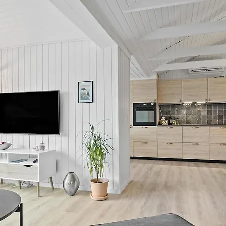 Hejsager Strandby Iv *
